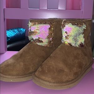 Girls Boots